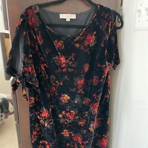 LOFT crushed velvet black dress